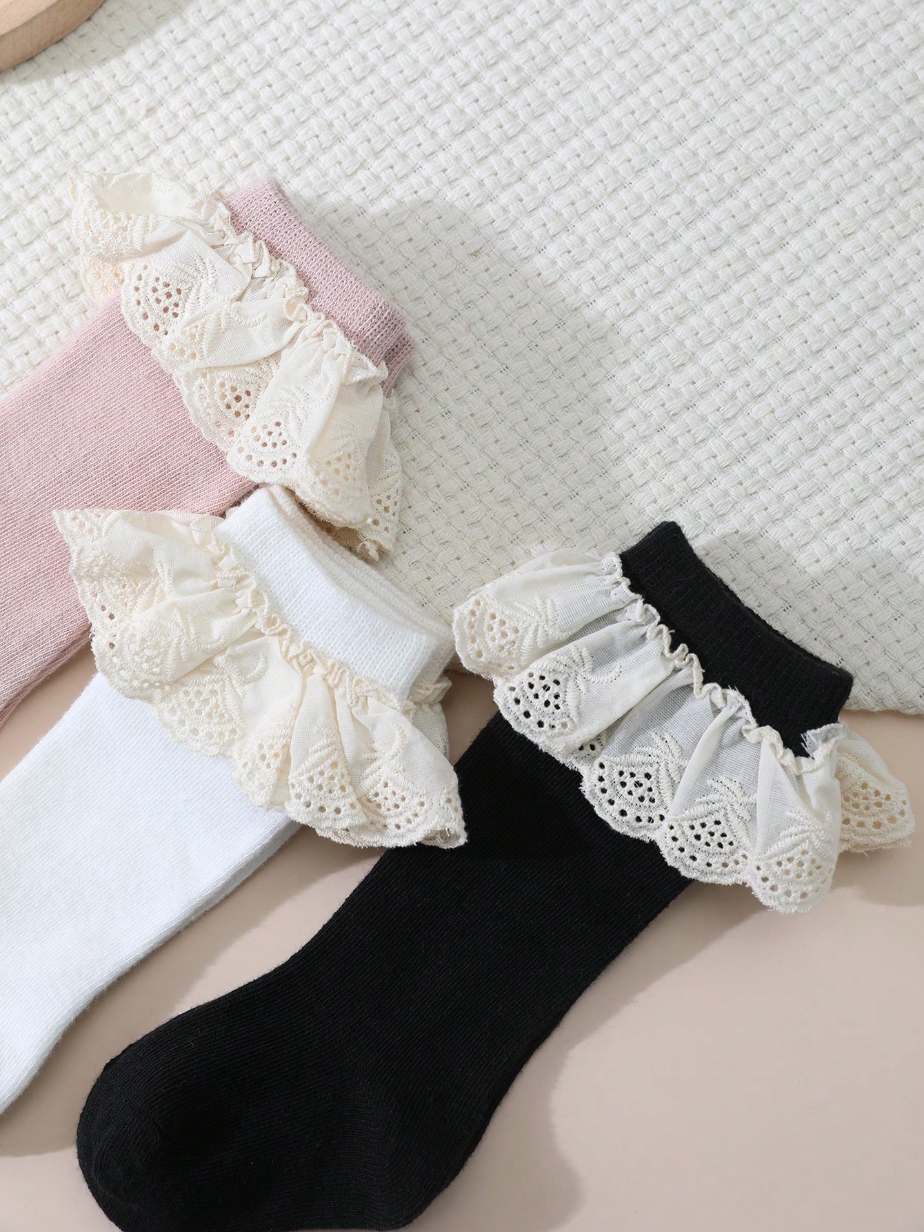 3 ペア幼児女の子用レースフリルニーハイソックス 0-3Y  - Baby Sock Oximeter のレビューと価格